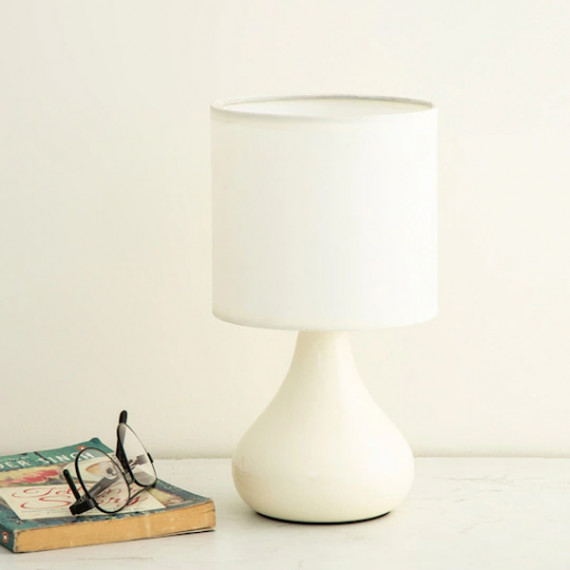 https://soulstylez.com/products/white-solid-ambrose-corienth-contemporary-ceramic-table-lamp