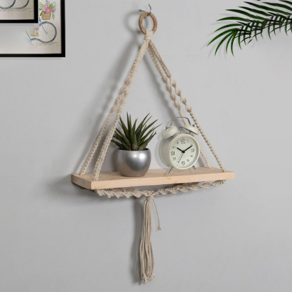 https://soulstylez.com/products/beige-triangle-macrame-wall-hanging-shelf