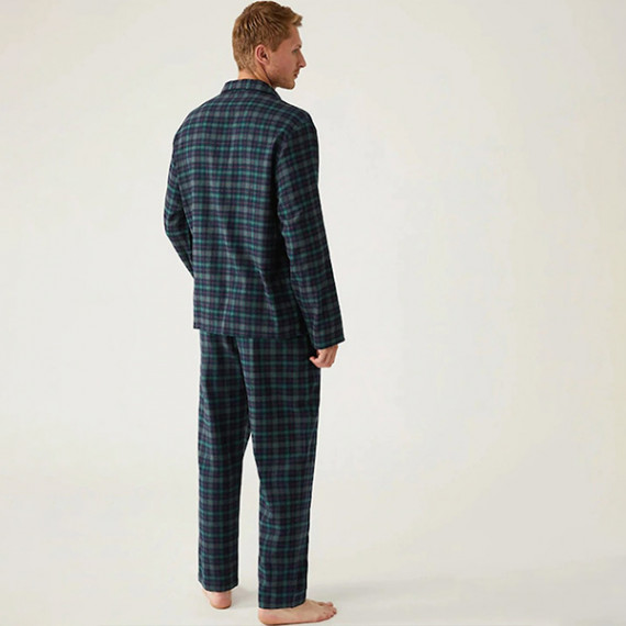 https://soulstylez.com/products/men-green-blue-checked-night-suit