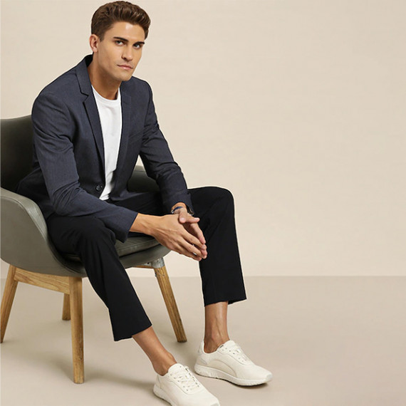 https://soulstylez.com/products/men-navy-blue-slim-fit-self-design-smart-casual-blazer