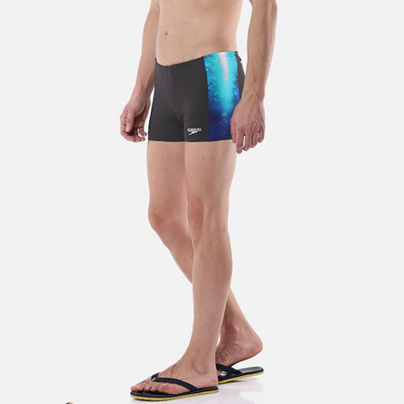 https://soulstylez.com/products/navy-swimming-trunks